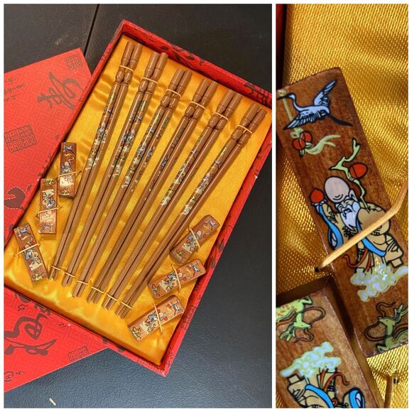 New Set High Ranking Present Chopsticks China & Rests 6 Pairs Wooden Novelty - Picture 1 of 12